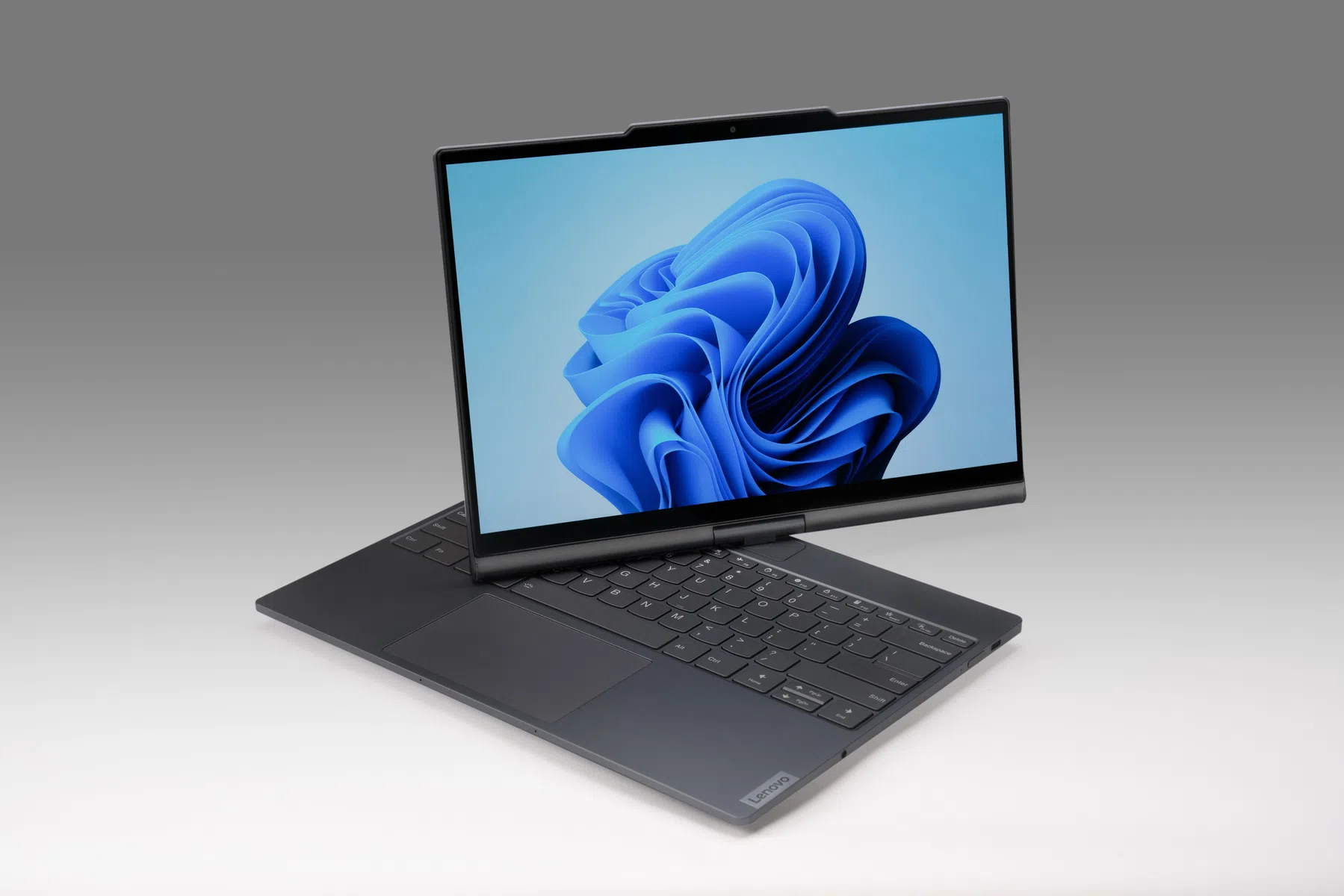 Nieuwe Lenovo laptops hebben nu ook de Intel Lunar Lake AI-chips