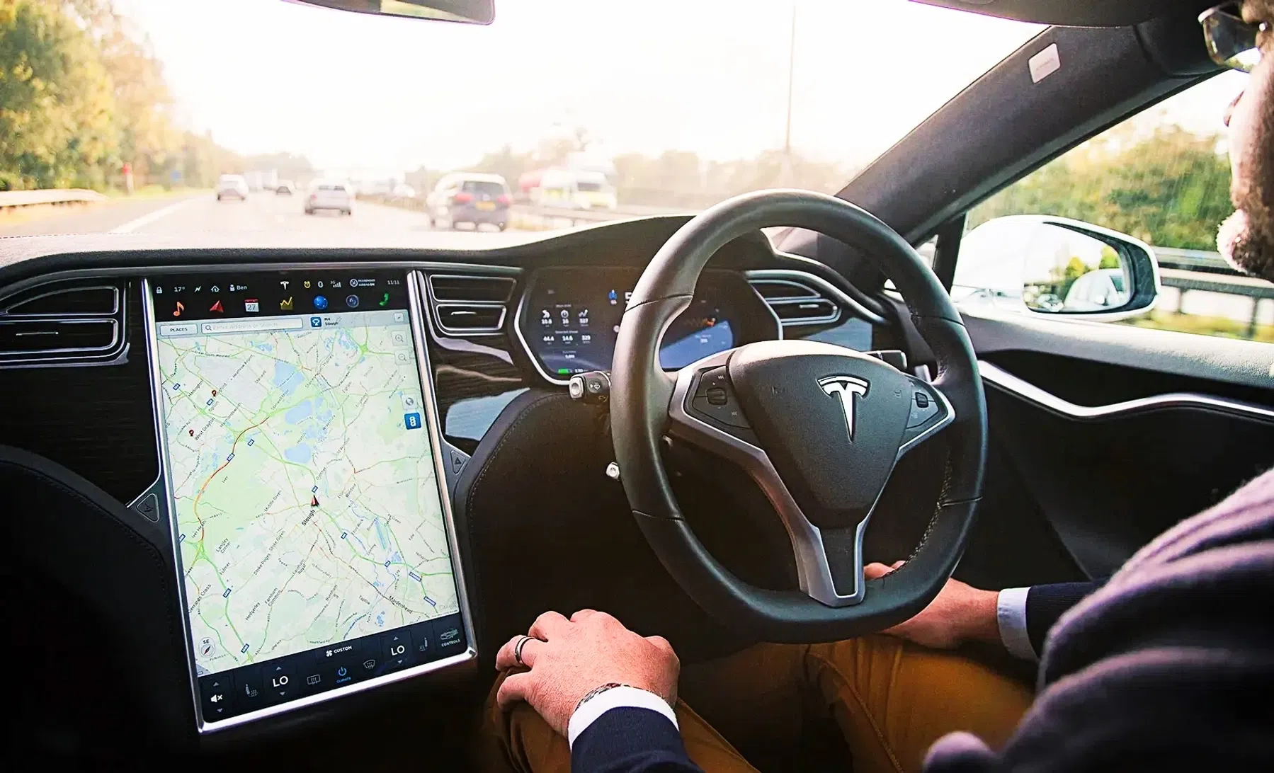 'Zelfrijdende' Tesla komt volgend jaar naar Europa