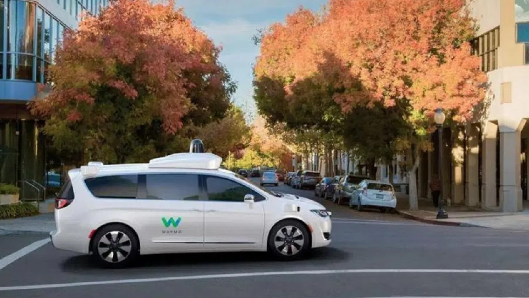 Oei: robotaxi Waymo legt voertuigstoet van Harris stil 