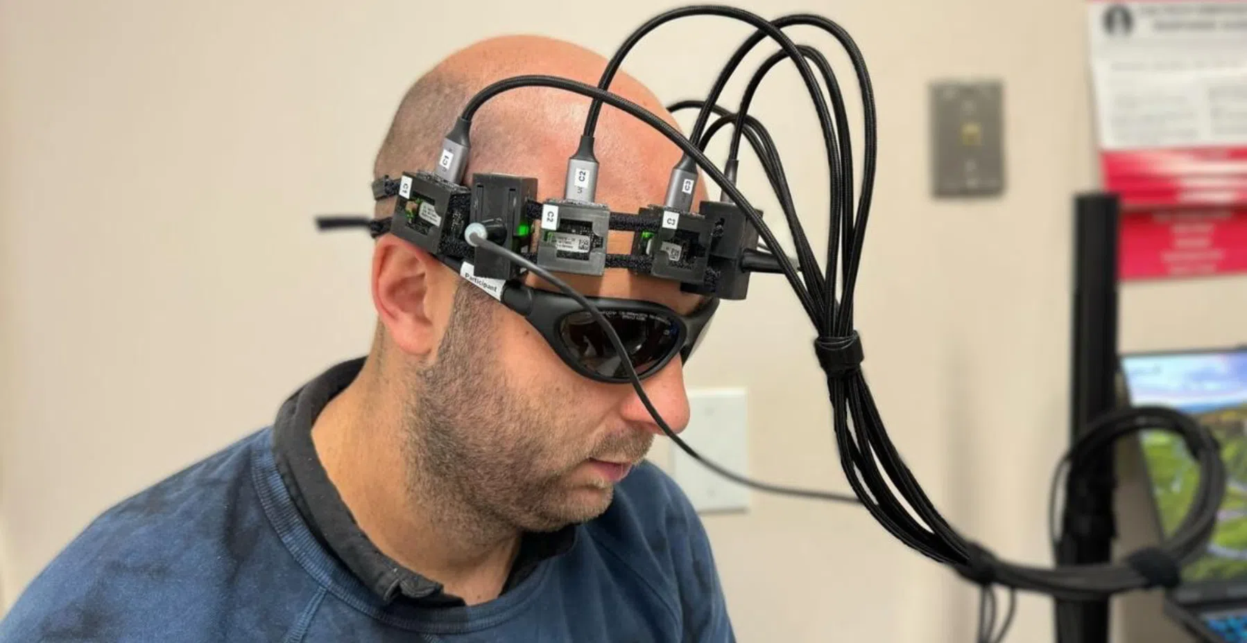 Laser-headset kan het risico op beroertes ontdekken met een simpele scan