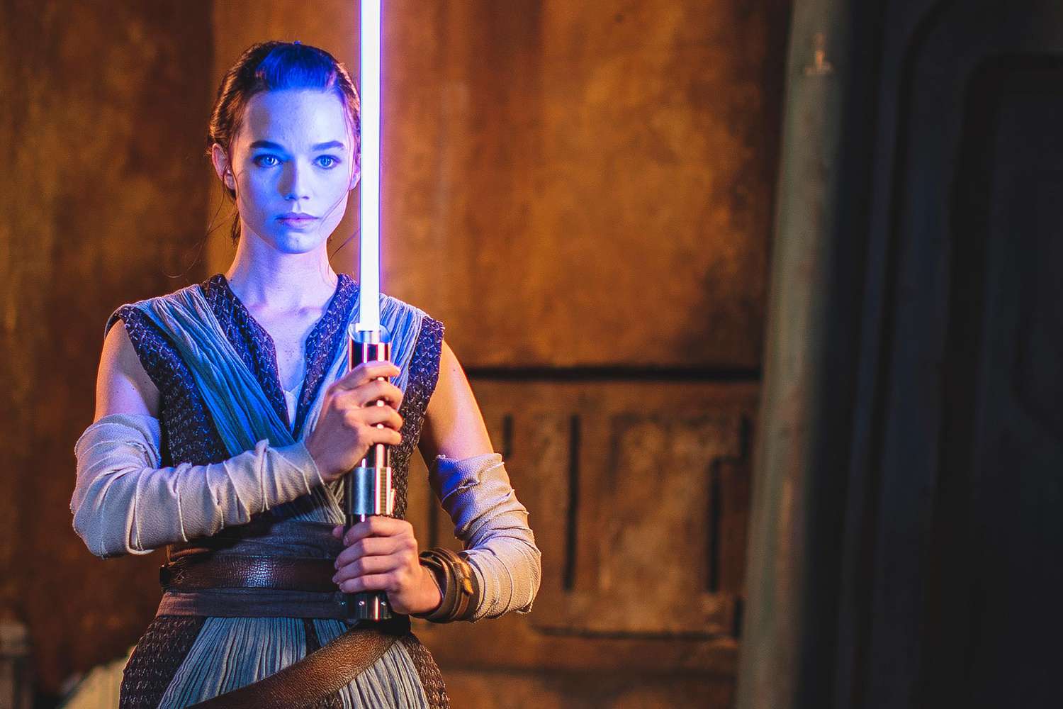 Kunnen Star Wars-fans straks Disney's levensechte lightsaber kopen?