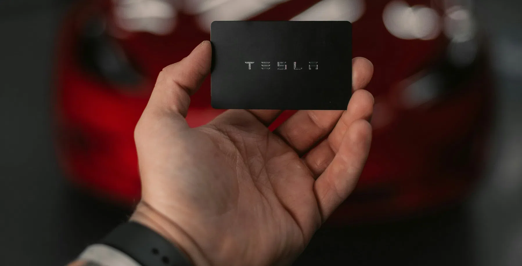 Elon Musk wil geen Tesla-smartphone maken, maar doet het misschien toch