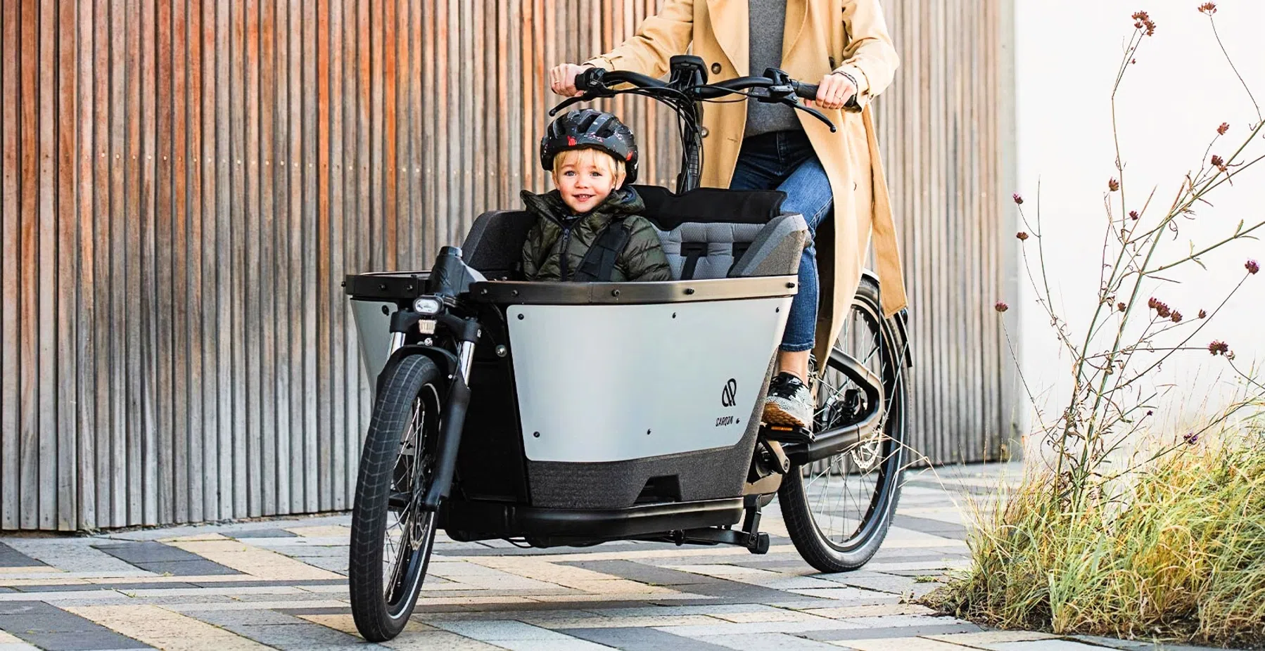 Dit Nederlandse merk roept al zijn elektrische bakfietsen terug