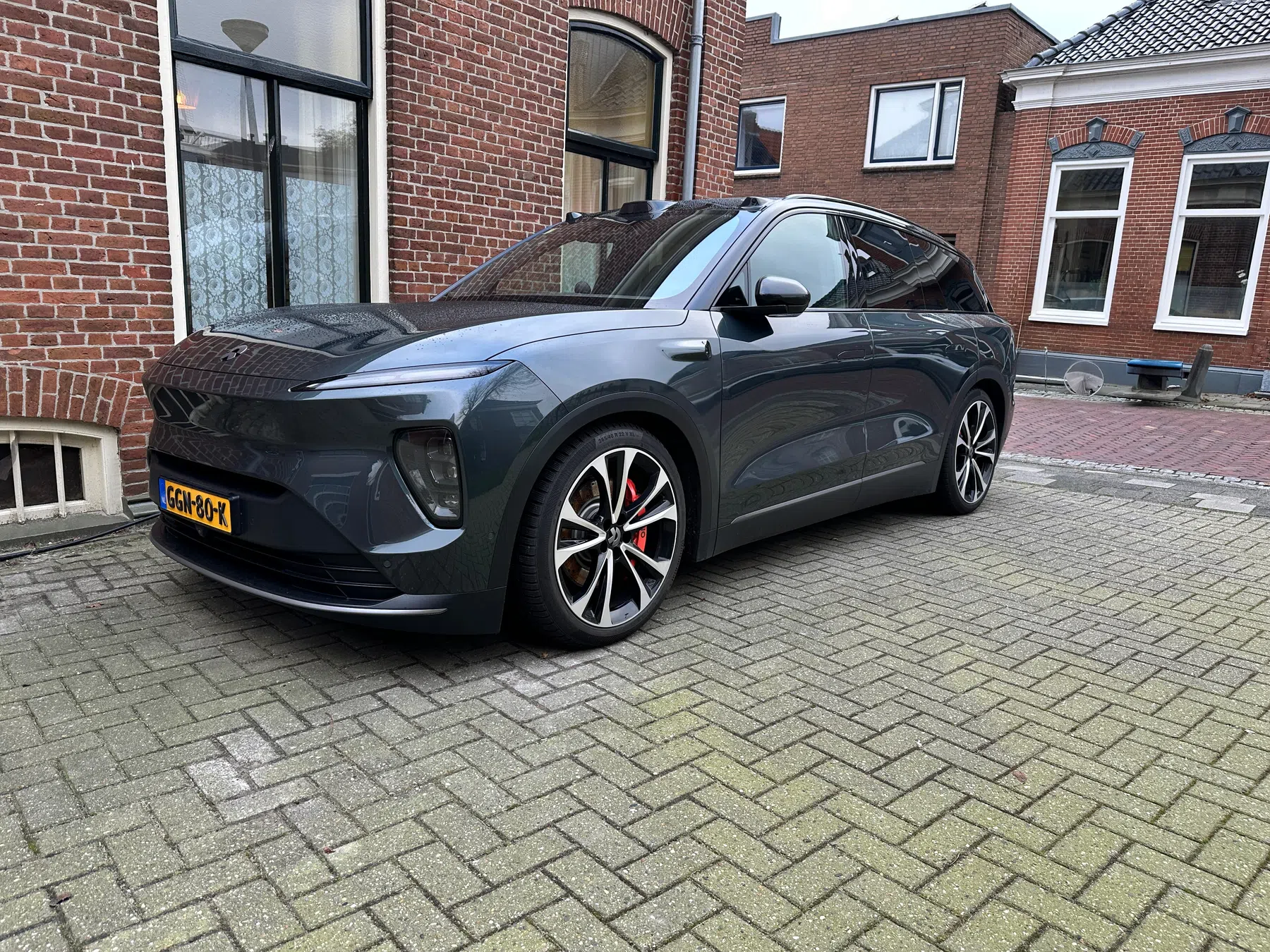 Duurtest Nio EL8: grote elektrische auto met omwisselbare accu