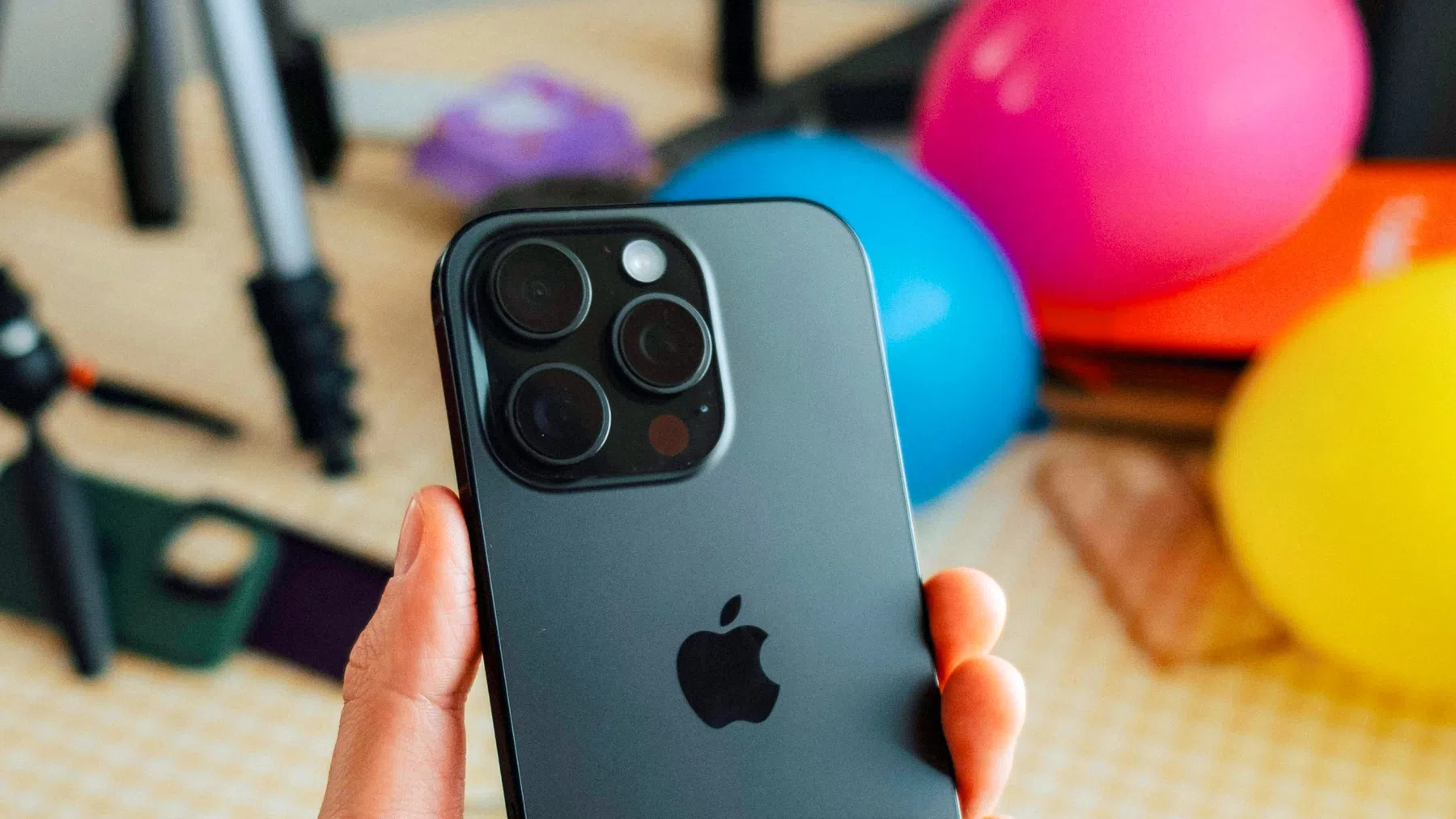 'iPhone 17 Pro-modellen krijgen drie 48-megapixelcamera's en 24-megapixel selfieca