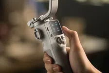 Thumbnail for article: DJI lanceert nieuwe compacte en lichte gimbal voor camera’s en smartphones 