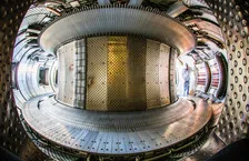 Thumbnail for article: Nieuwe mijlpaal voor kernfusie nu dit record is verpulverd in een Franse reactor