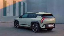 Thumbnail for article: Verrassing: elektrische auto toch weer in trek na dip in verkopen vorig jaar