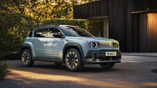 Thumbnail for article: Prijzen écht Europese elektrische Renault 4 bekend – lastig kiezen!