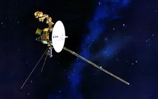 Thumbnail for article: NASA gaat de bijna 50 jaar oude Voyager-sondes nog langer in leven houden