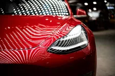 Thumbnail for article: Tesla krijgt weer harde klappen op de beurs: opvallend grote daling op één dag