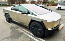 Thumbnail for article: Tesla Cybertruck is 'de grootste flop' in de auto-industrie in de laatste decennia