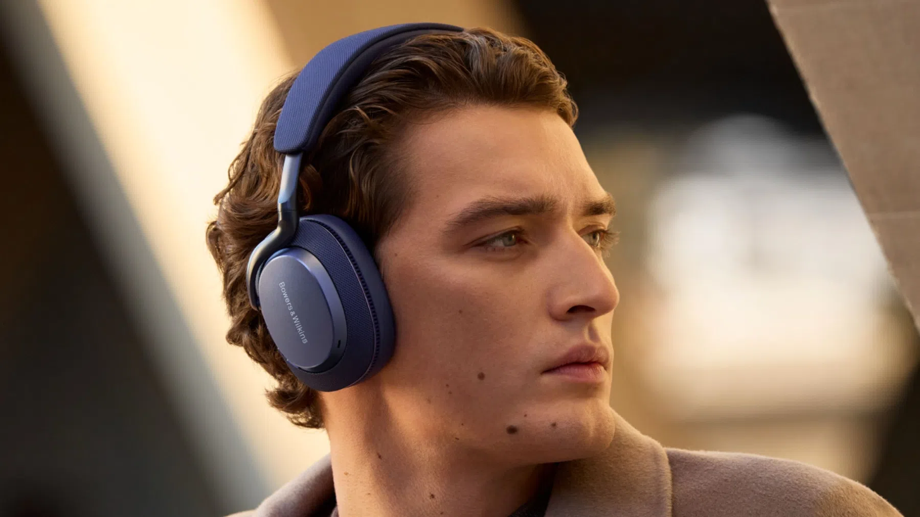 ©Bowers & Wilkins