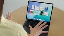 Thumbnail for article: De iPad werkt ein-de-lijk net zoals de Mac, met menubalk en app-sluit-knopjes