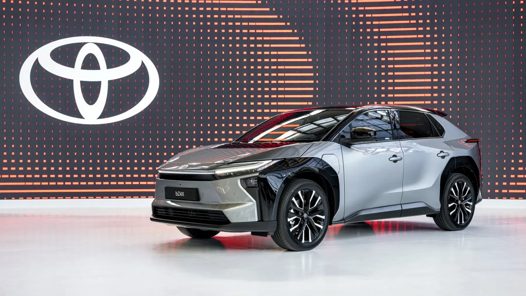 ©Toyota