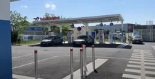 Thumbnail for article: EV-mythe ontrafeld: ‘Op zwarte zaterdag sta je uren in de rij voor een snellader’