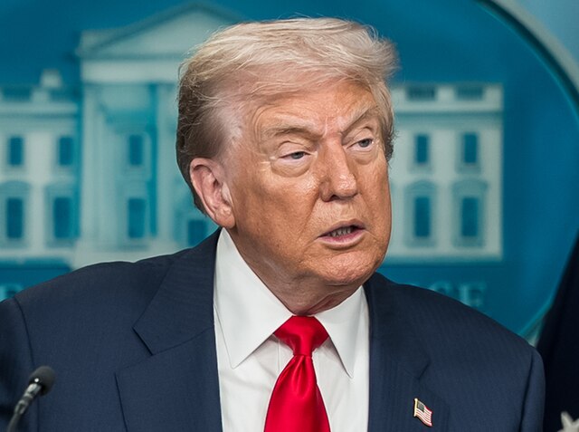 Wikimedia Commons, White House