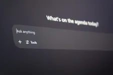 Thumbnail for article: OpenAI werkt aan schermloze ChatGPT-gadget met vleugje Apple-dna