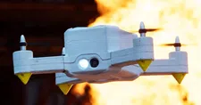 Thumbnail for article: Deze drone doorstaat de heetste vuren en gaat de brandweer helpen