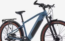 Thumbnail for article: Decathlons nieuwe e-bike is sportfiets voor en stadsfiets achter
