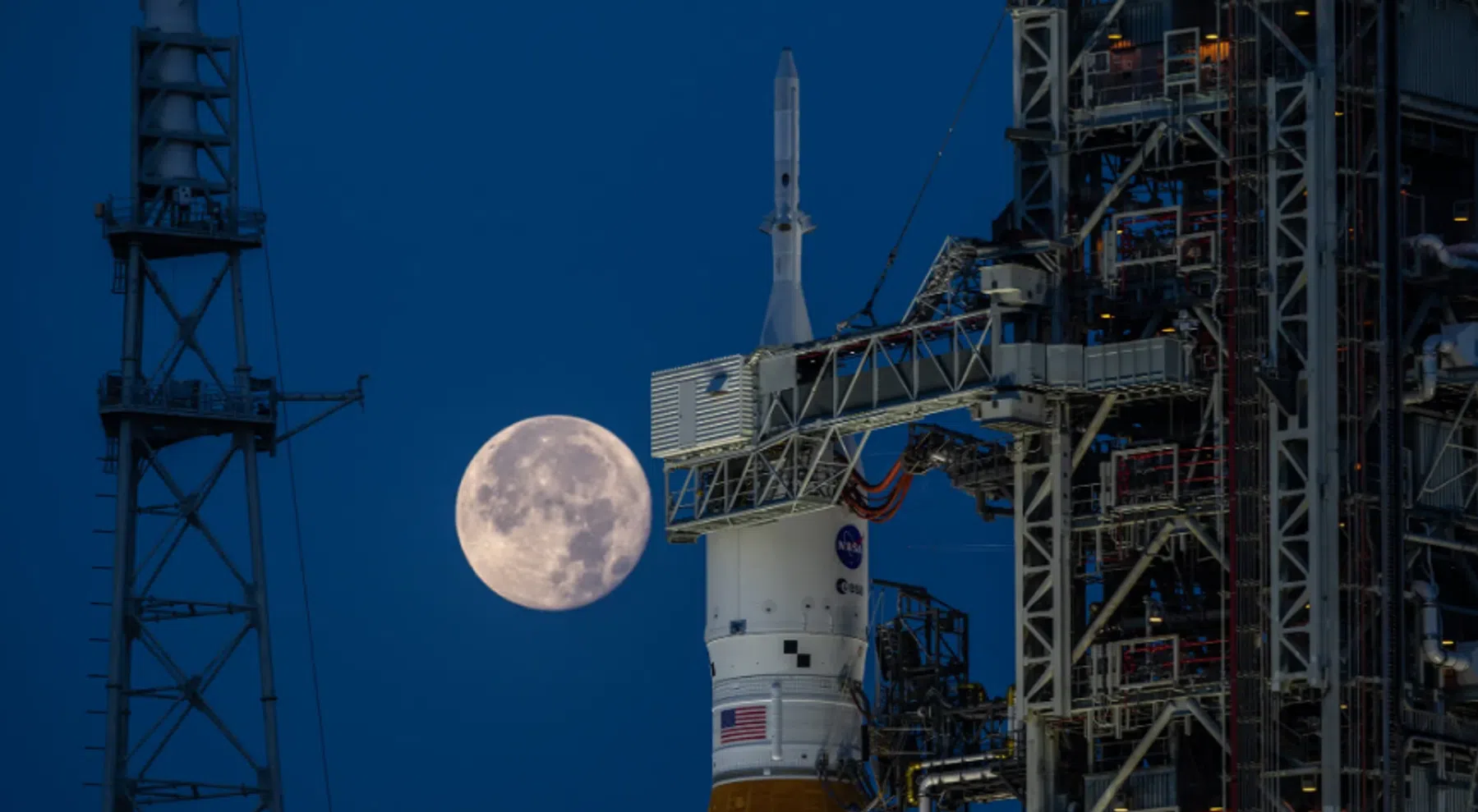 © NASA/Ben Smegelsky