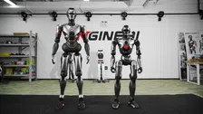 Thumbnail for article: Doodeng: deze Terminator-achtige robot bewaakt de straten van Shenzhen 