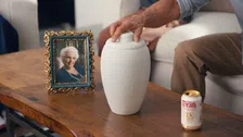 Thumbnail for article: Spotify verkoopt urn met ingebouwde speaker, inclusief de soundtrack van je dood