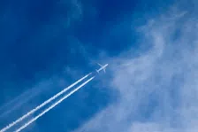 Thumbnail for article: AI maakte simpele aanpassingen aan vliegroutes. Dit is wat er gebeurde