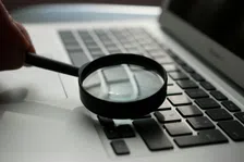 Thumbnail for article: Meta’s nieuwe manier van factchecken werkt niet, volgens eigen toezichtsraad