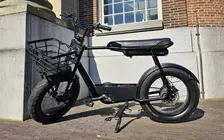 Thumbnail for article: Het kabinet wil fatbikevrije zones, een helmplicht en een minimumleeftijd