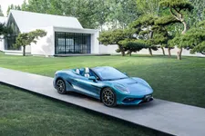 Thumbnail for article: BYD's nieuwe elektrische hypercar wordt eerst in Europa geïntroduceerd