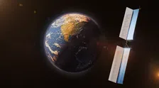 Thumbnail for article: Meta sluit deal voor zonne-energie tijdens de nacht, vanuit de ruimte