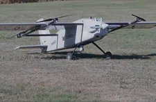 Thumbnail for article: Amerikaans leger test drone die kleinere aanvalsdrones uitspuugt