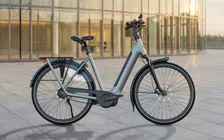 Thumbnail for article: Gazelle komt met e-bike waarmee de weg als een wolk moet voelen