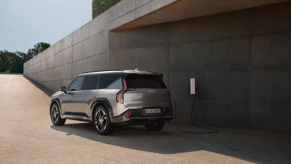 Elektrische auto’s van deze merken kun je straks gebruiken als thuisbatterij