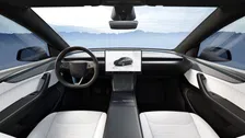 Thumbnail for article: Tesla beweert de Nederlandse wegen veiliger te hebben gemaakt