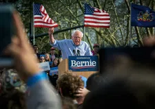 Thumbnail for article: Bernie Sanders wil het publiek mede-eigenaar maken van de grote AI-bedrijven. Is dat haalbaar?
