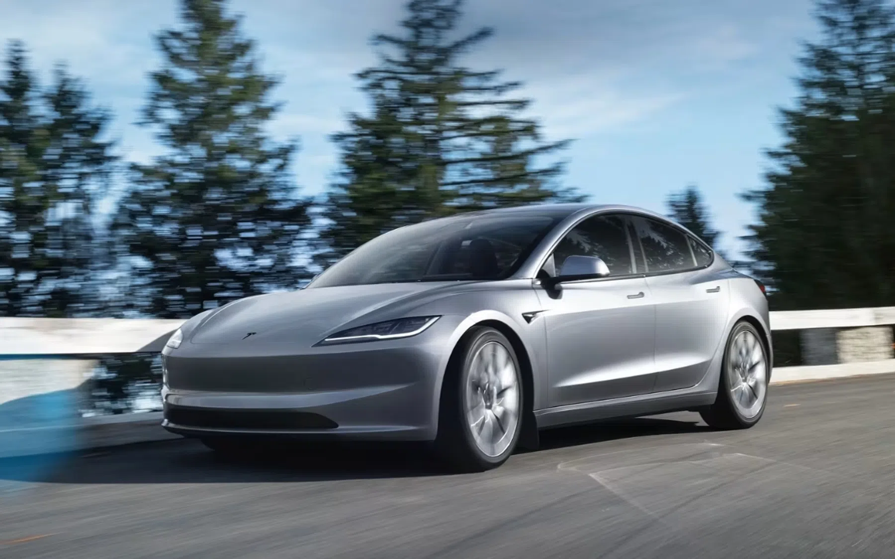 ©Tesla