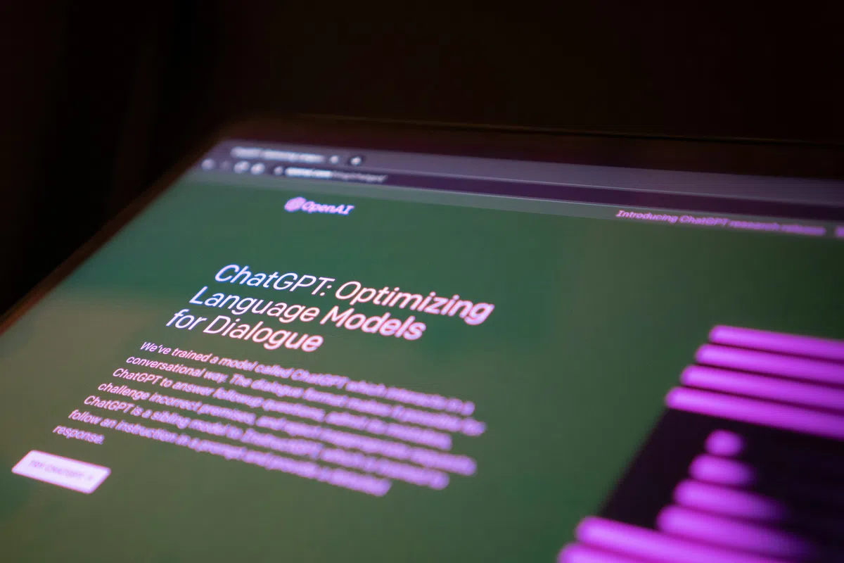 Building Sites Together with ChatGPT