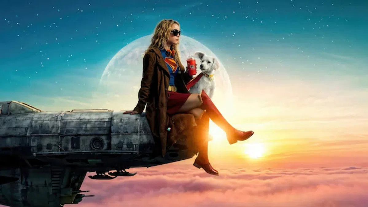 Review: Dronken Supergirl kan saaie film niet redden