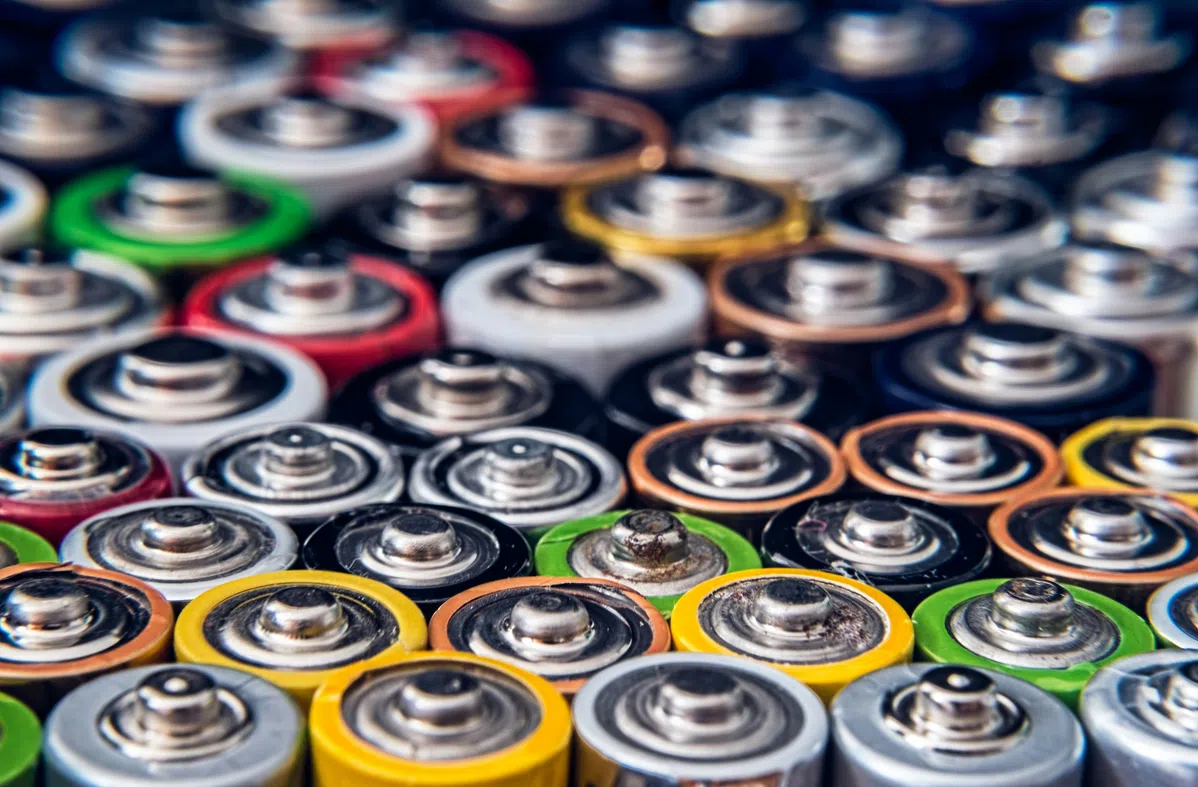 Innovatieve batterij opslagsysteem met zinkdeeltjes