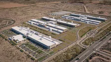 Thumbnail for article: AI-datacenters – het slechte nieuws: ze kosten veel stroom. Het slechtere nieuws: ze zijn niet upgradebaar