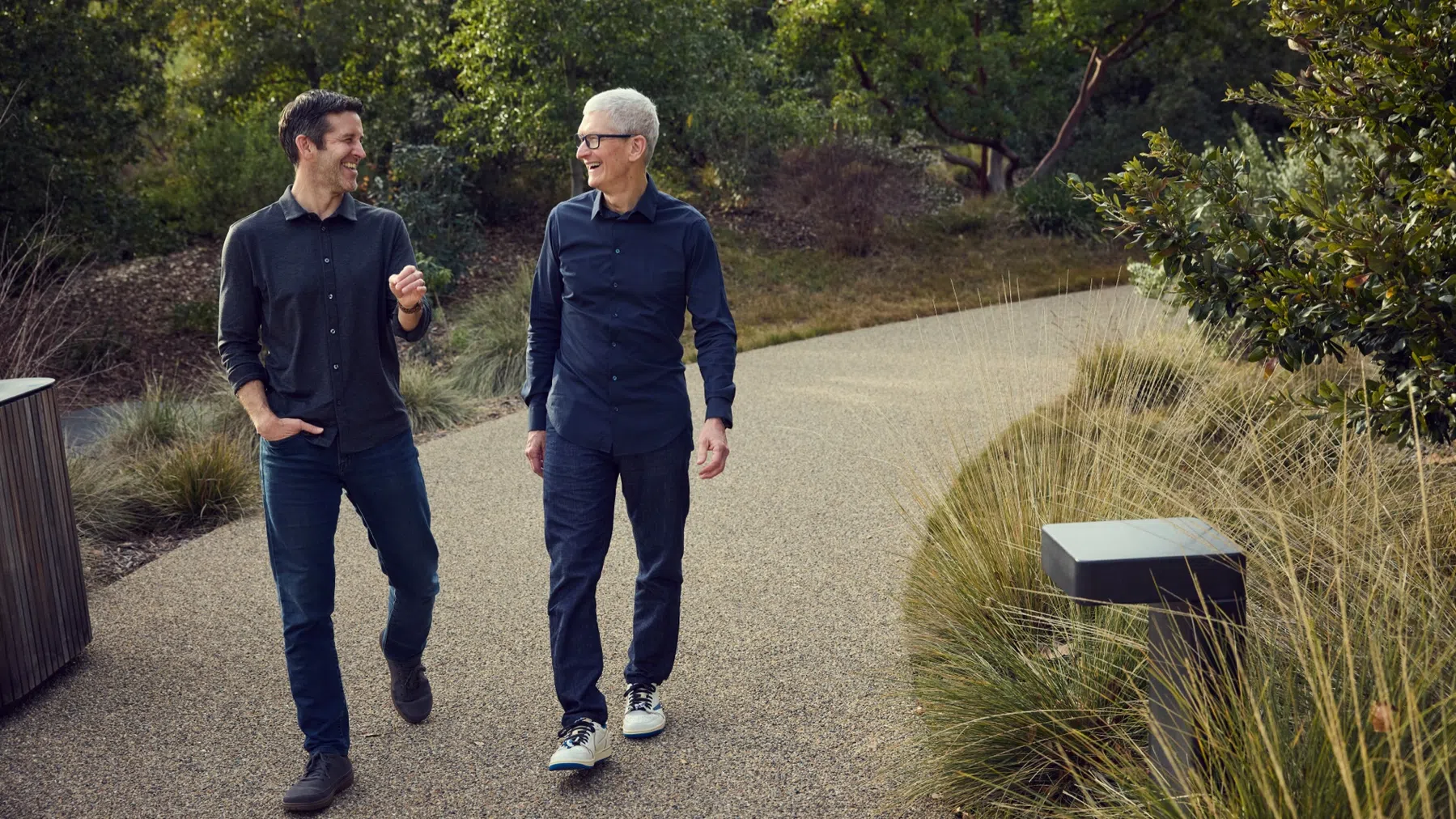 ©Apple