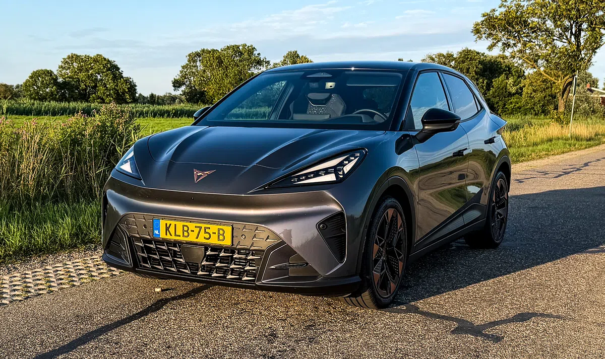 Duurtest Cupra Raval: Volwassen rijhulp en mini-beamer