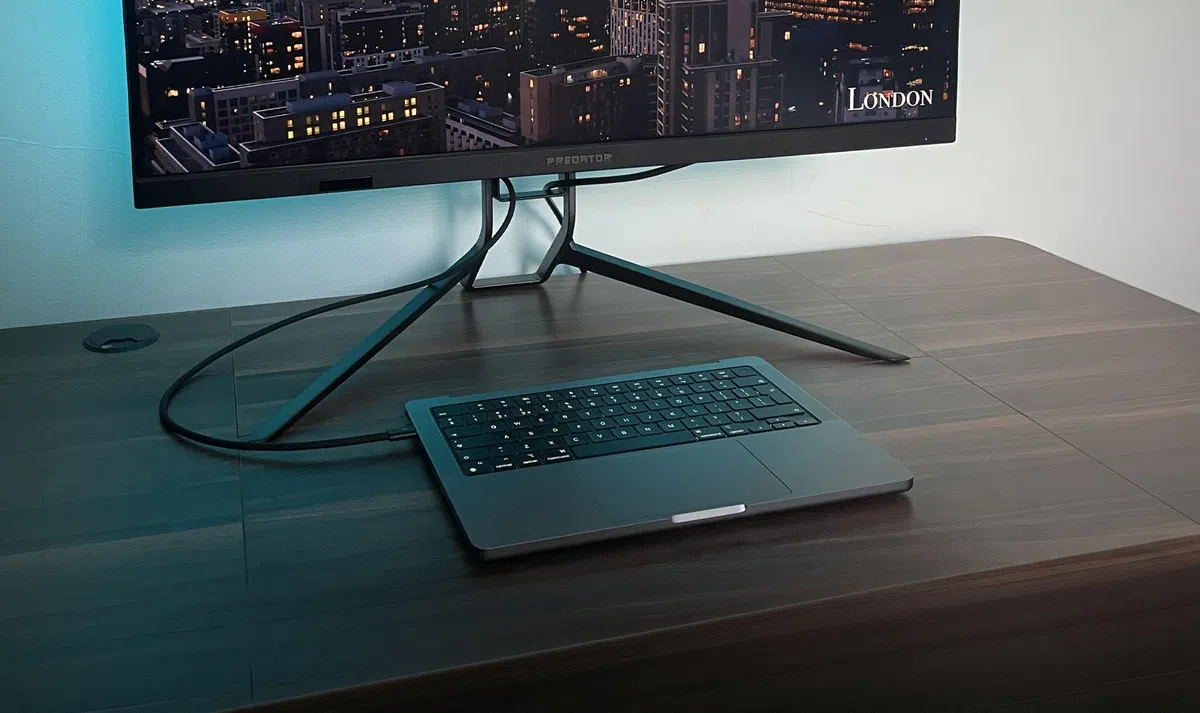 Waarom een MacBook zonder scherm een slimme keuze is
