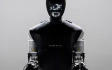 Thumbnail for article: Van boren tot bots: Bosch wil op grote schaal mensachtige robots produceren
