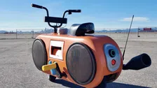 Thumbnail for article: Deze YouTuber maakt rijdbare Mario Kart-motor met Switch 2 aan boord