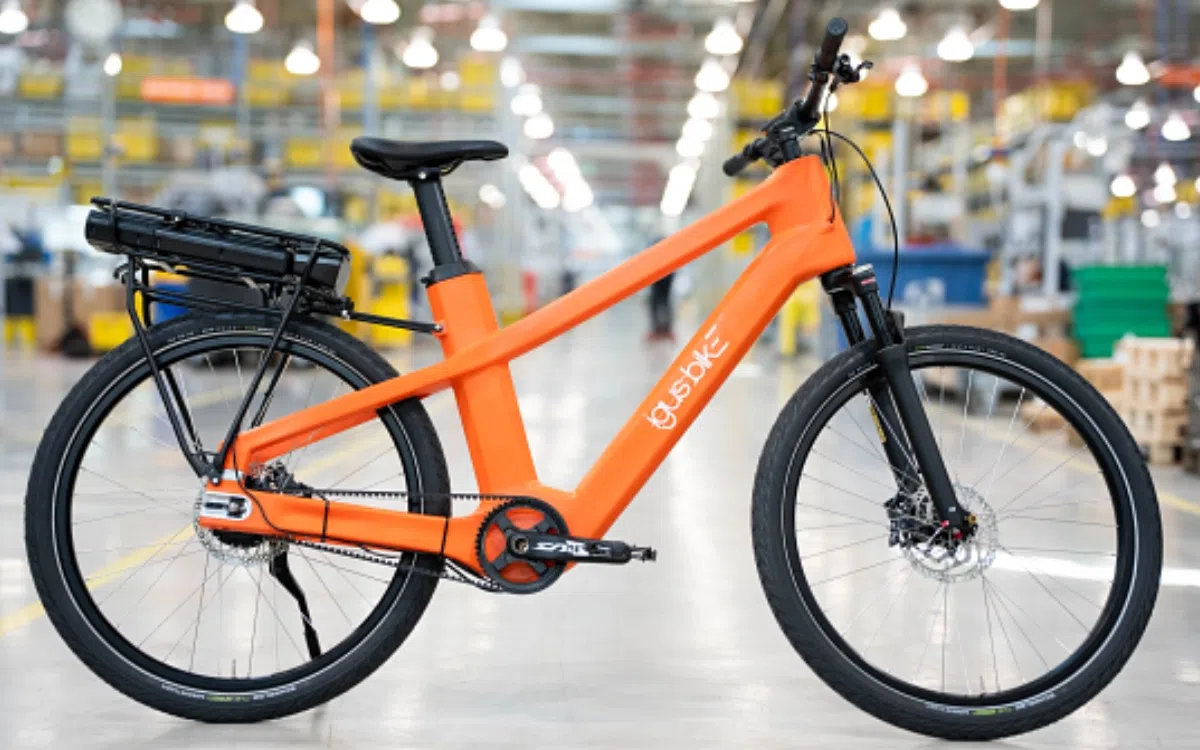E-bike van gerecyclede visnetten