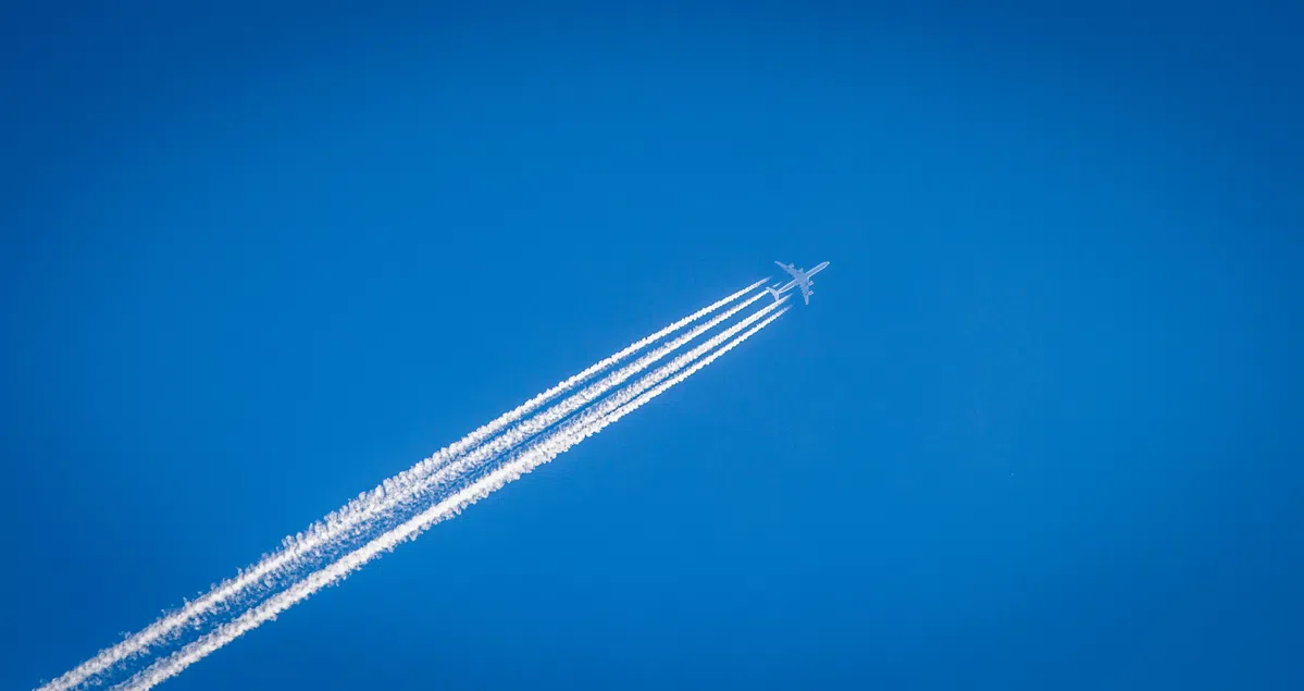 Google fights against Contrails with AI technology