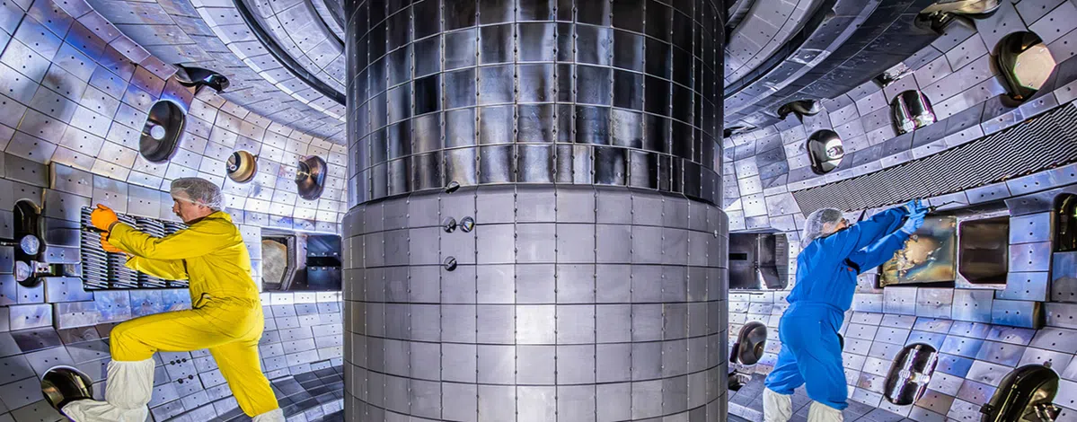 AI controls fusion plasma, humans remain on board
